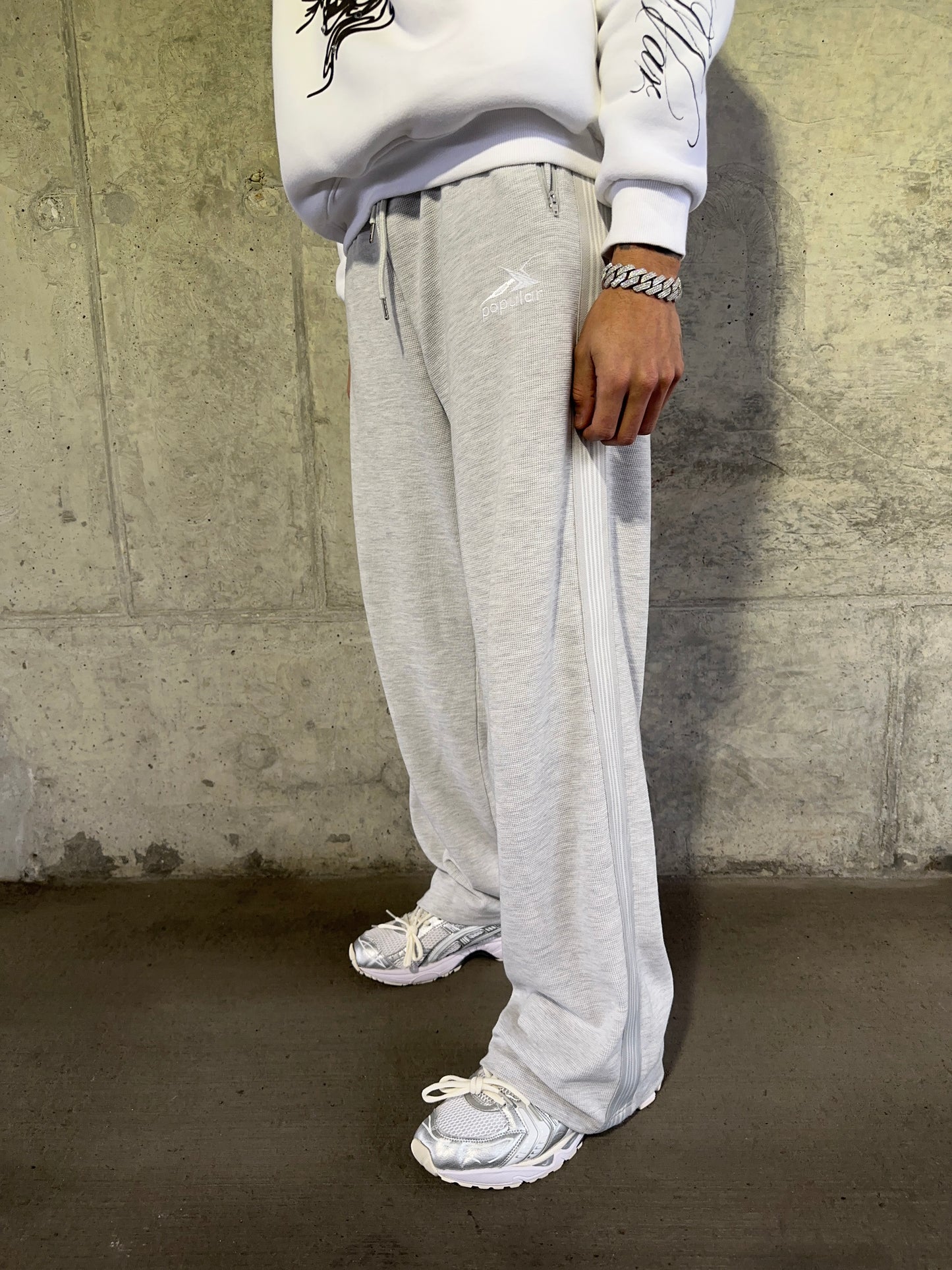 GREY TRACK SWEATS